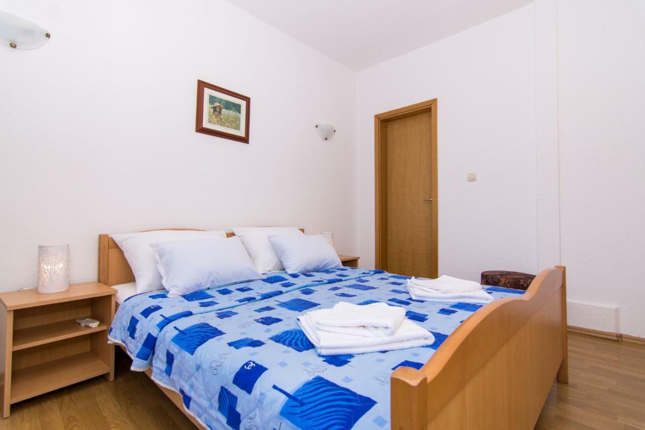 Apartments Jozic Seget Vranjica Exterior photo
